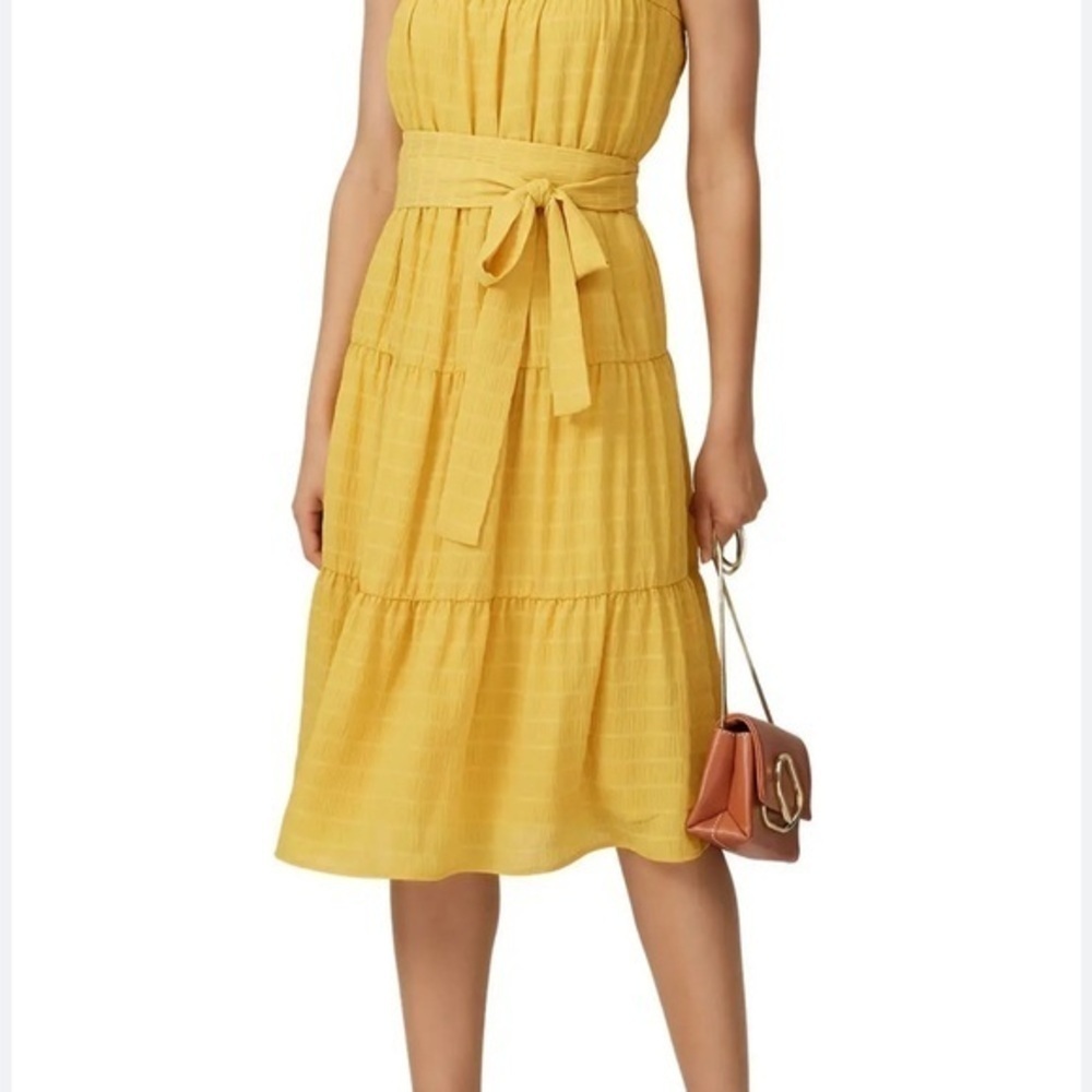 Slate & willow beautiful double lined dress. Elastic waist